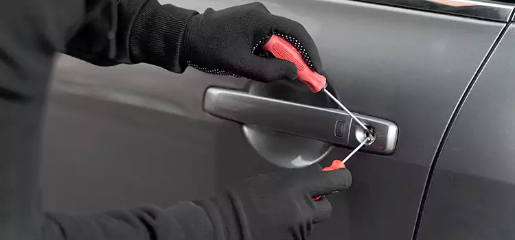 Locked Out of Car Help Calumet City